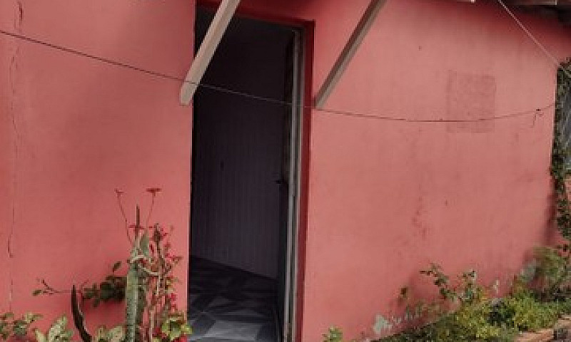 Alugo Casa...
