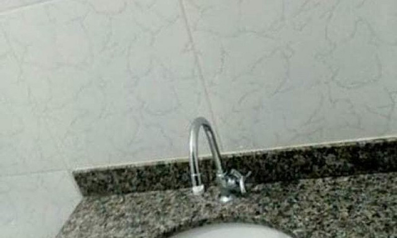 Kitnet Em Nova Parna...