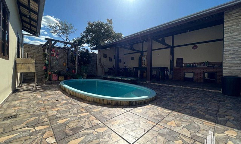 Casa Com 1 Dormitóri...