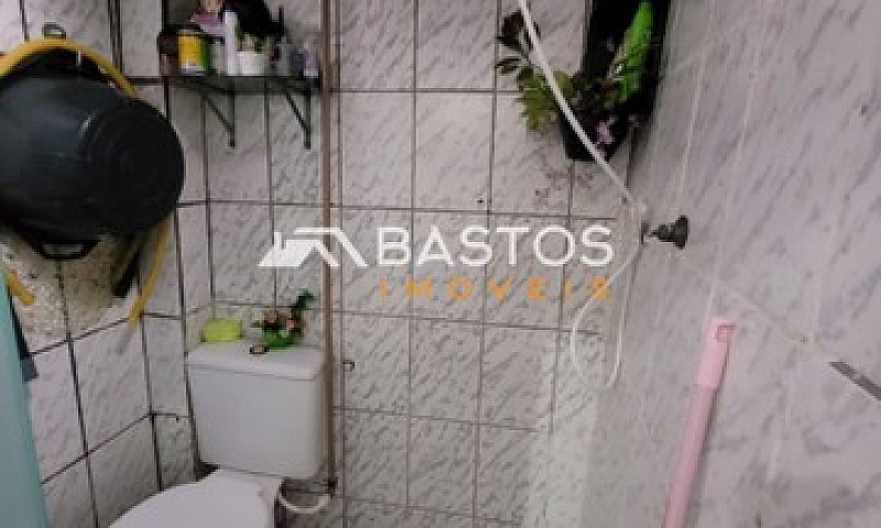 Casa 1° Andar Liberd...