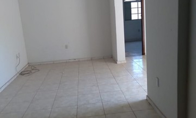 Alugo Quarto Centro ...