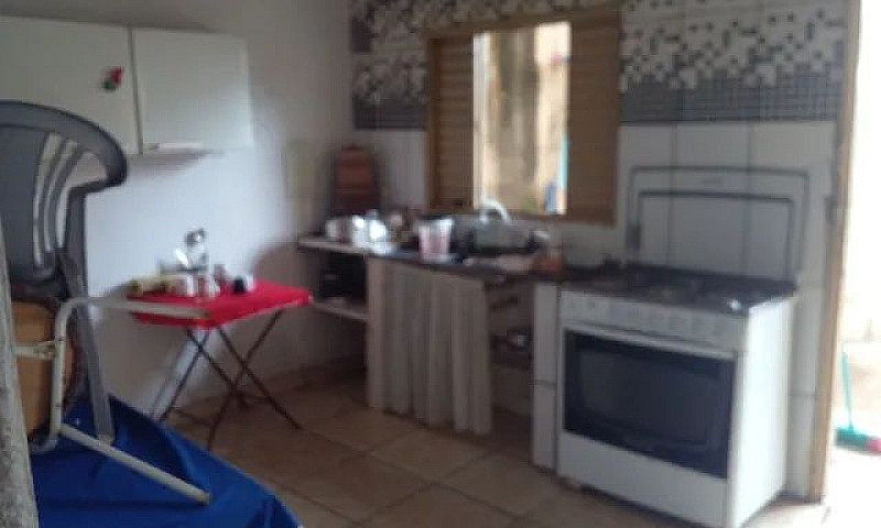 Vende Casa 03 Quarto...