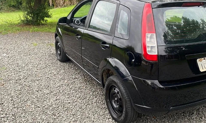 Ford Fiesta 1.0 8V F...