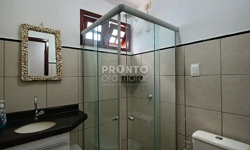 Casa De Condomínio C...