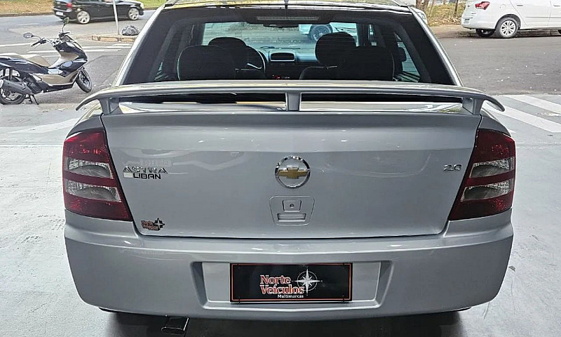 Chevrolet Astra Adva...