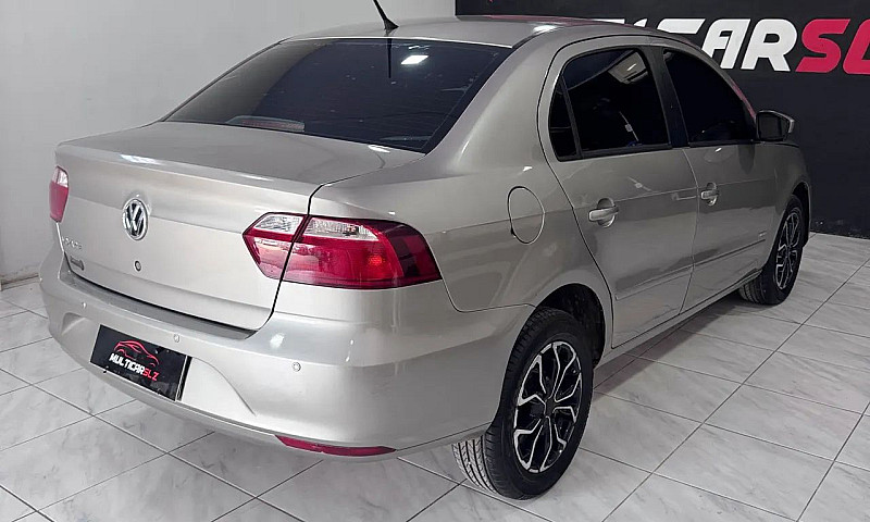 Volkswagen Voyage 1....