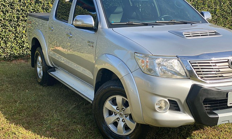 Hilux 2013 3.0 Srv 4...