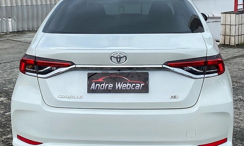 Toyota Corolla Xei 2...