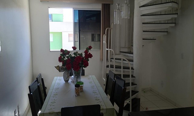 Casa Em Condomínio F...