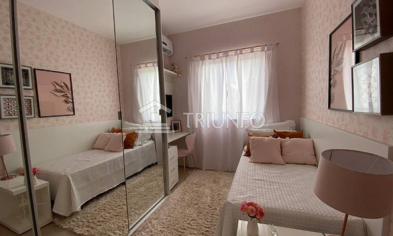 Apartamento Com 77M²...