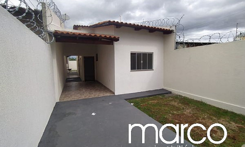 Casa  Com 3 Quartos ...