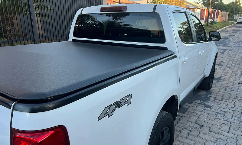 Chevrolet S10 Pick-U...