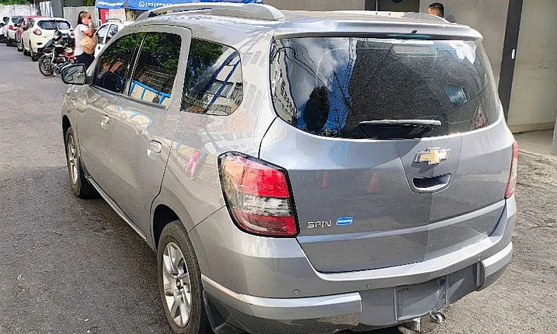 Chevrolet Spin Advan...