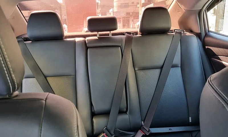 Toyota Yaris Xls Sed...