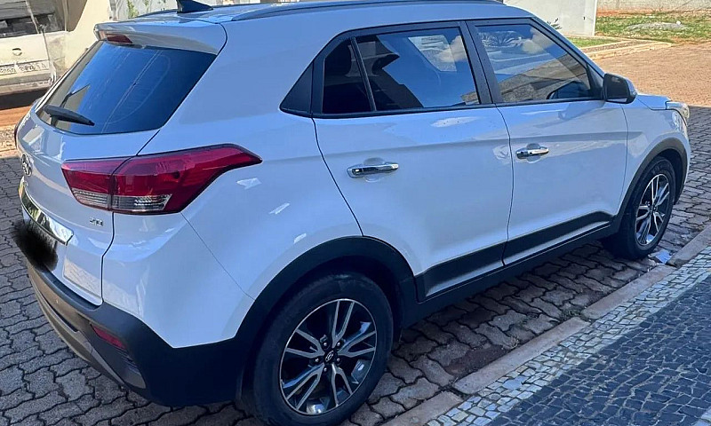 Hyundai Creta Presti...
