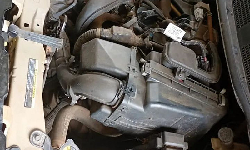 Nissan March S 1.0 1...