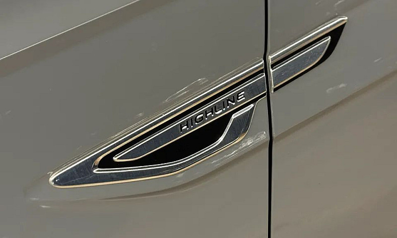 Volkswagen Nivus Hig...