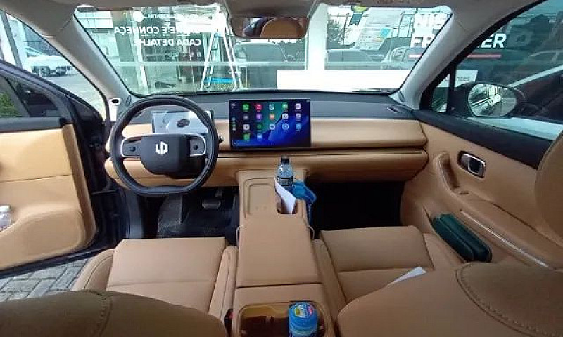 Leapmotor C10 Reev (...