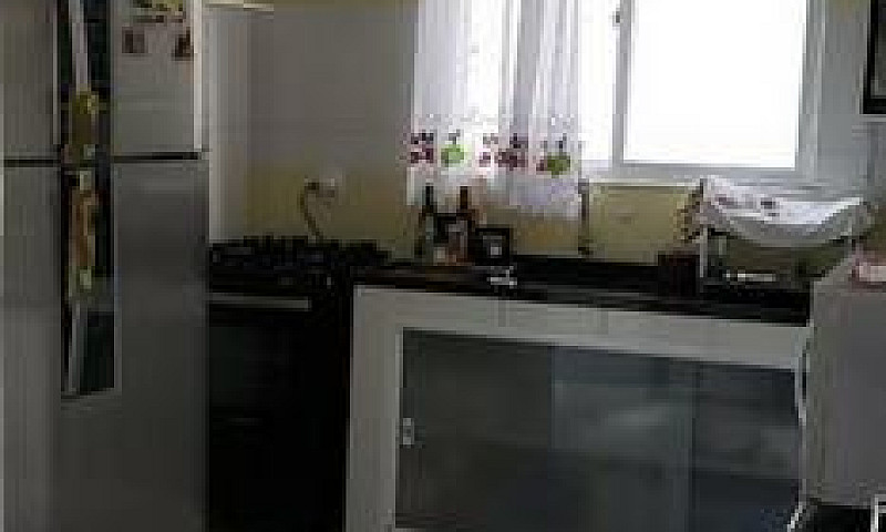 Casa Com 2 Quartos N...