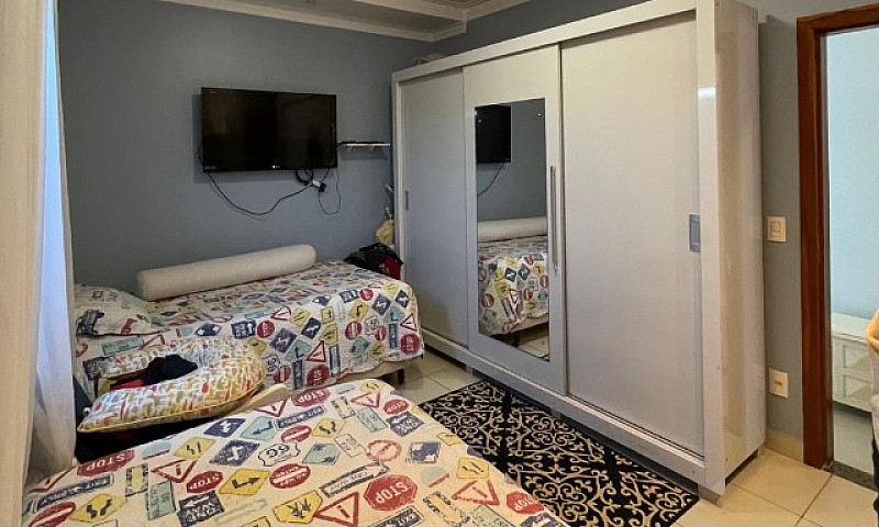 Casa 260 M²; Pq. Lag...