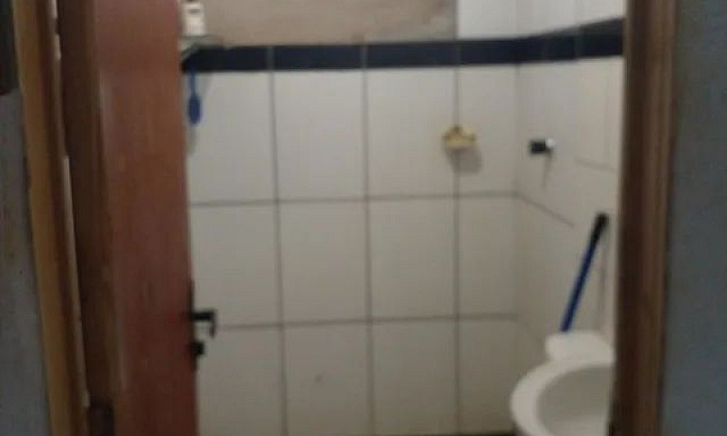 Vende Casa 03 Quarto...