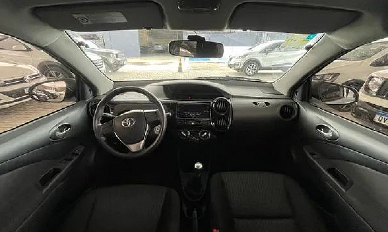 Etios 1.5 Sedan 2019...