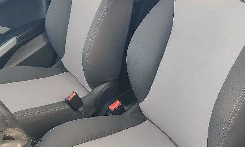 Peugeot 208 1.5, Ano...