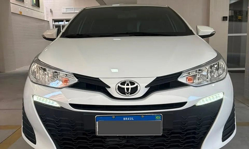 Toyota Yaris Xl Plus...