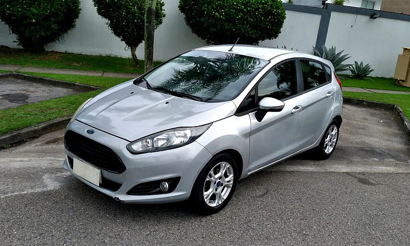 Ford Fiesta Titanium...