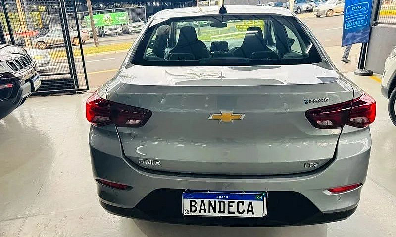 Chevrolet Onix Plus ...