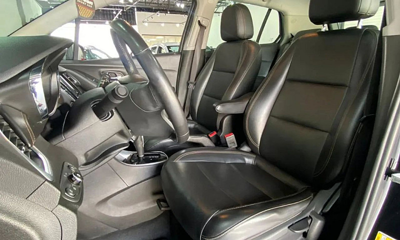 Chevrolet Tracker Pr...