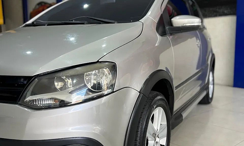 Volkswagen Crossfox ...
