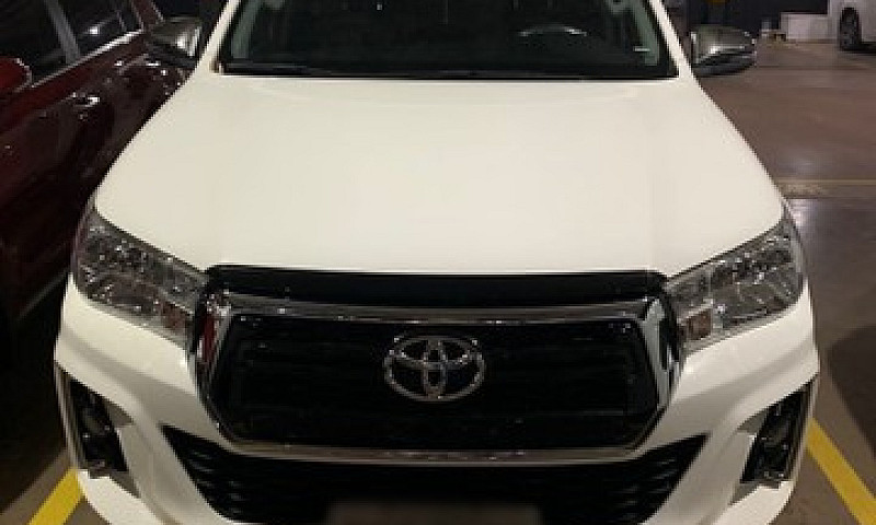 Toyota Hilux Srv Bai...