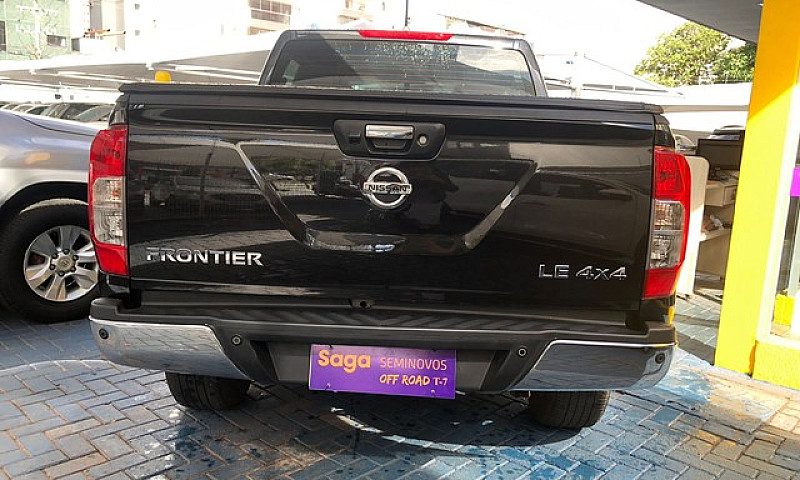Nissan Frontier 2.3 ...