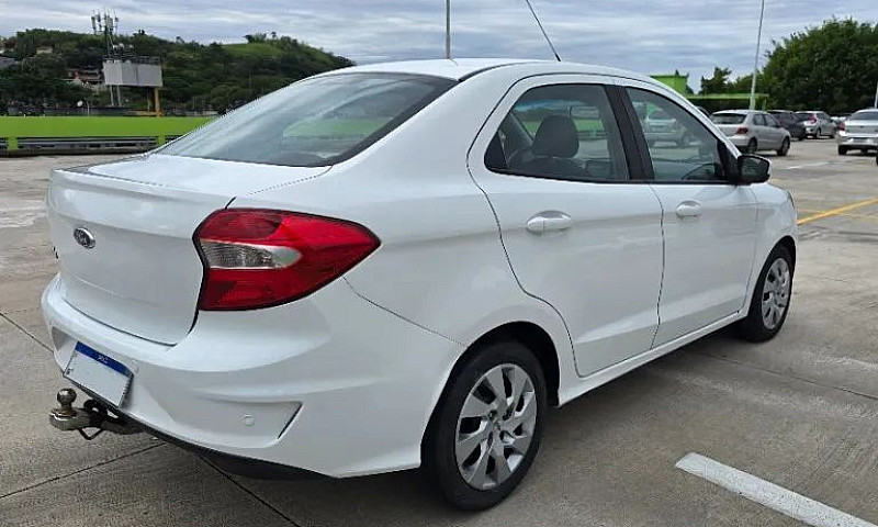 Ford Ka+ Sedan 1.5 -...