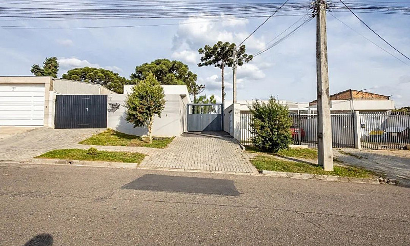 Casa Com 03 Quartos ...