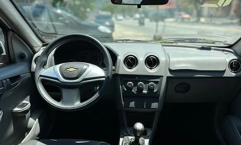 Chevrolet Prisma Sed...