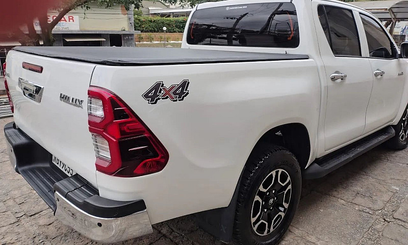 Toyota Hilux Cd 4X4 ...