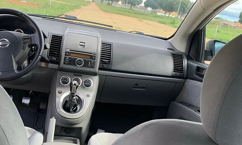 Nissan Sentra 2.0/ 2...