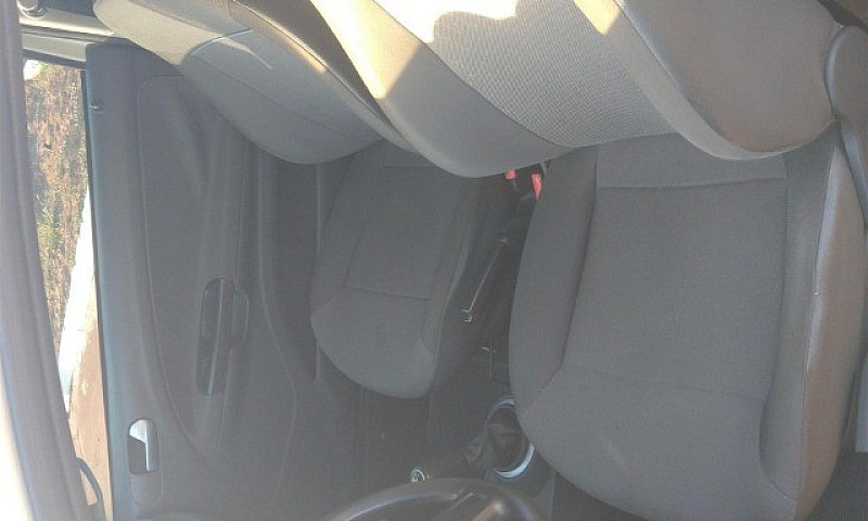 Volkswagen Saveiro C...