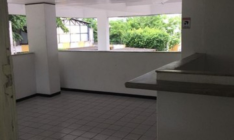 Apt 248, Fátima, Con...