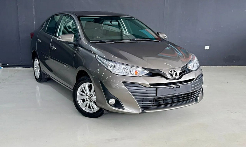 Toyota Yaris Xl Seda...