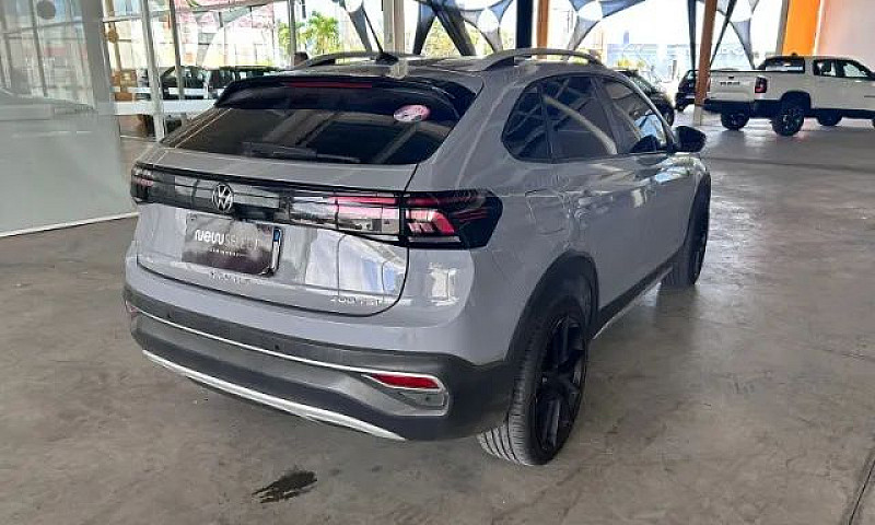 Volkswagen Nivus Hig...