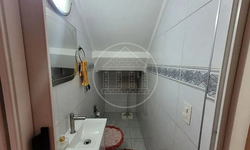 Sobrado À Venda Com ...