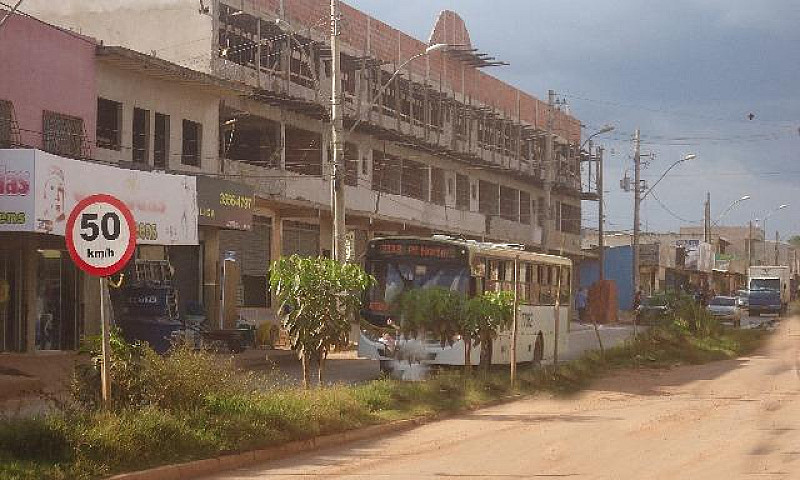 Lote Comercial Ótimo...