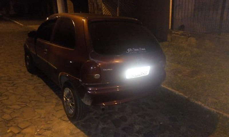 Gm - Chevrolet Corsa...