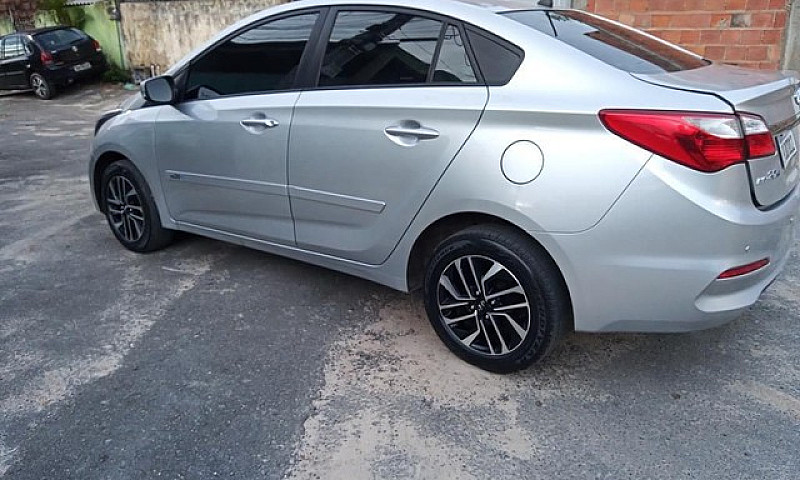 Hyundai Hb20S...