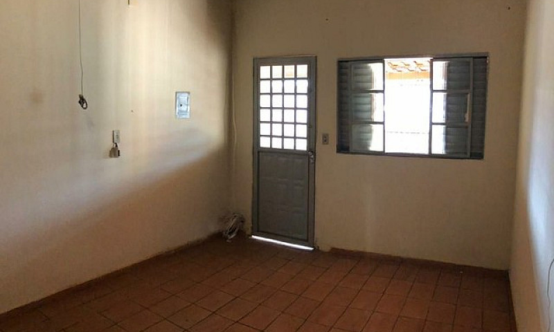 Casa 2 Qtos Qr 512 S...