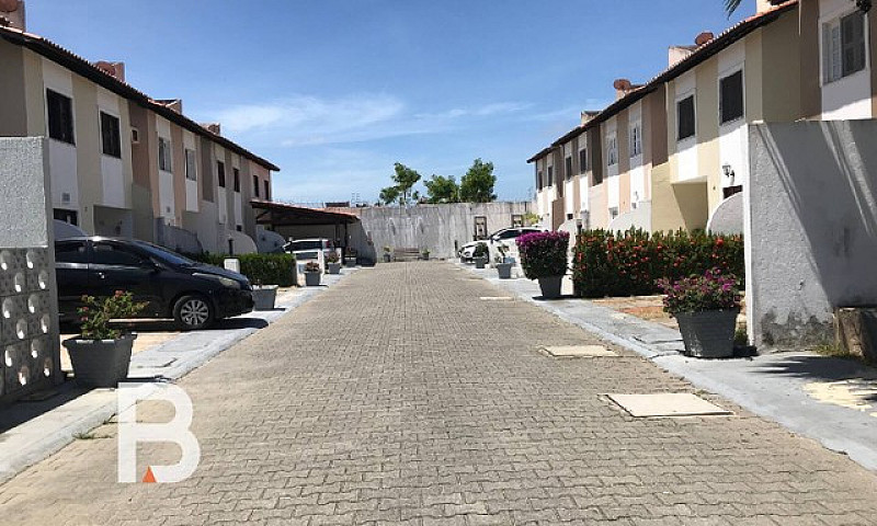 Casa Duplex Em Condo...