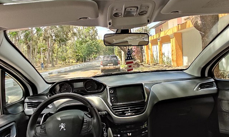 Peugeot 208 Griffe A...
